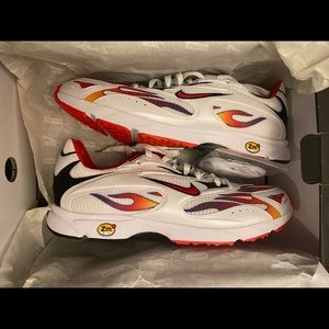 Nike Zoom Streak Spectrum Plus Supreme White